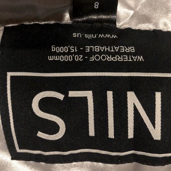 It is a size 8 on the tag but it looks like a LRG to me. Never been worn. - Picture 6 of 6